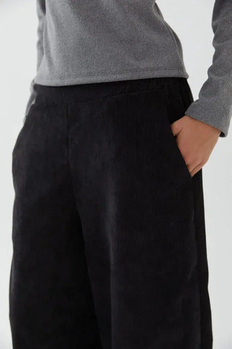 Pantalón Palazzo De Corderoy Modelo Grande Negro Liso L