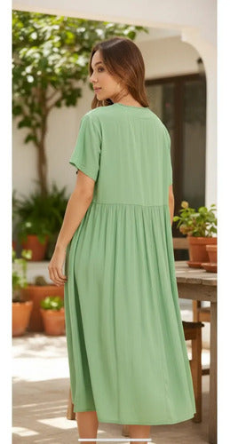Vestido De Simil Seda Con Puntillas Amplio Verde Liso Único