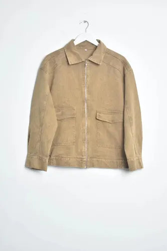 Campera De Gabardina Con Cierre Oversize Modelo Amplio