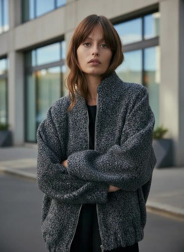 Campera Bomber De Bouclé Gris Oscuro Único Liso