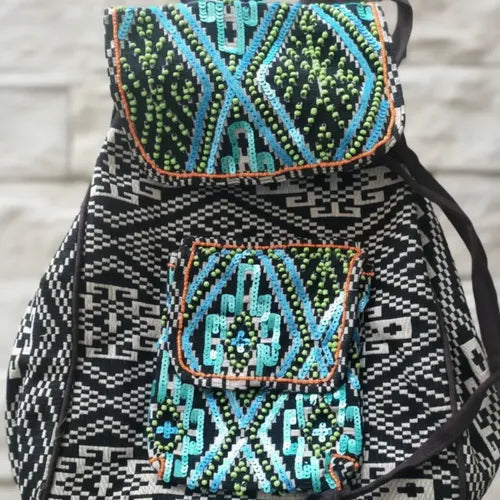Mochila Bordada Estilo Folk Lentejuelas