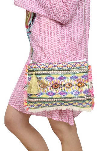 Cartera Bandolera Sobre Importado Bordado Tipo Holi Rapsodia