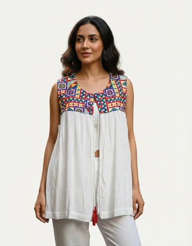 Kimono Chaleco Bordado Hindú Blanco Único