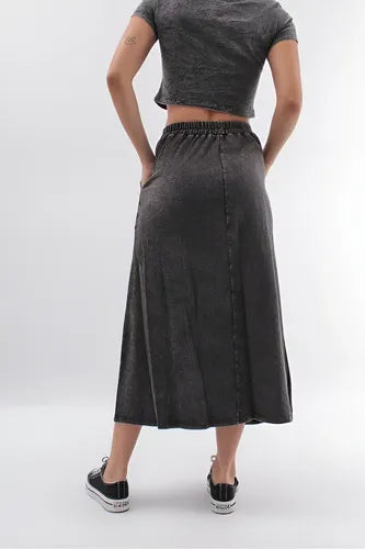 Pollera Larga Con Tablas De Jogging Nevado Negro Batik 5