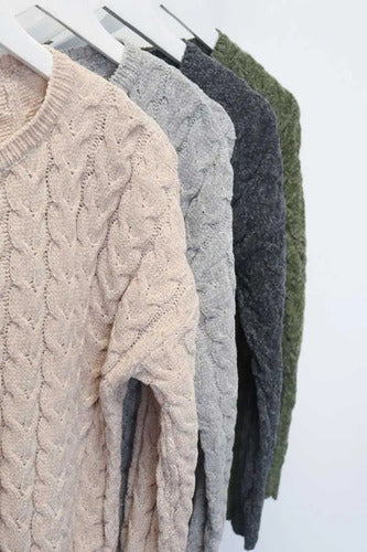 Sweater Tejido Amplio Ochos Chenille Modelo Amplio Verde Seco Liso Único