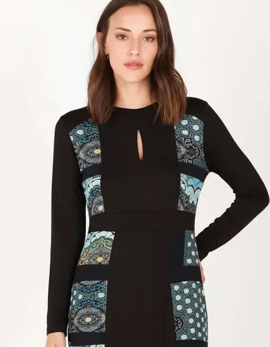 Vestido De Modal Al Cuerpo Negro Con Azul Estampado M