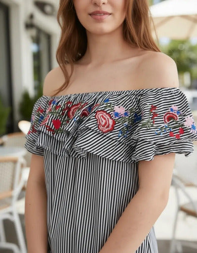 Vestido Paisana Bordado Importado