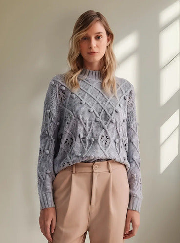 Sweater Tejido Folk Cod. 010 Modelo Amplio Gris Claro Liso Único