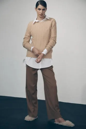 Sweater Pullover Trenzado Básico