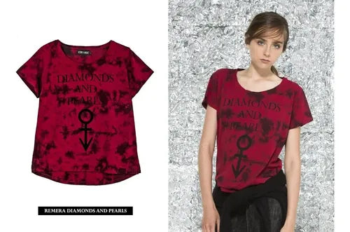 Blusa Remera Corta De Diseño Marca Vestite Y Andate Rojo Estampado 1