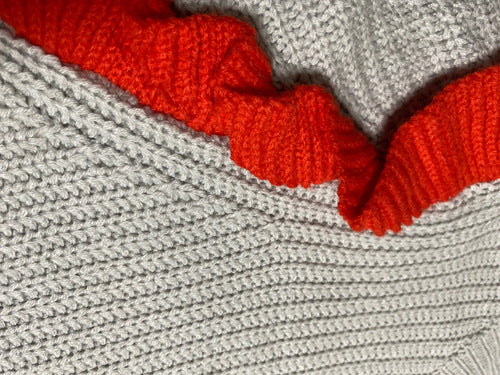 Sweater Con Volados Y Cierres
