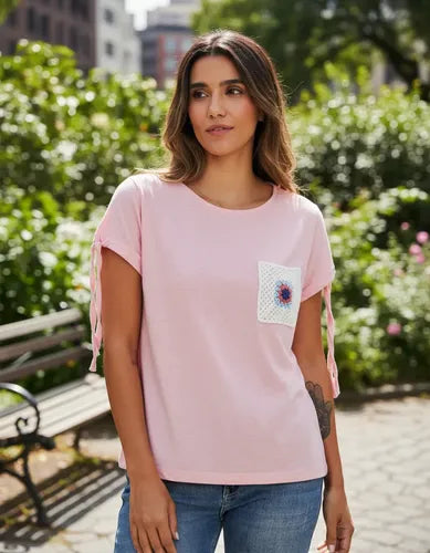 Remera Manga Corta Importada Con Bolsillo Crochet Rosa Liso Único Bolsillo Crochet