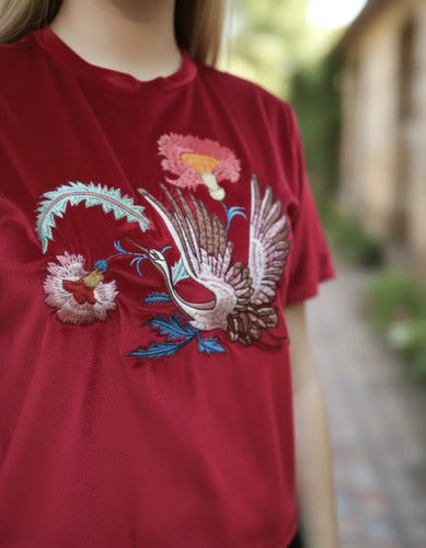 Remera De Chifón Bordada
