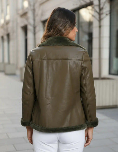 Campera Gamulán De Mujer Eco Cuero Con Piel Talle Amplio Verde Musgo 3xl Liso