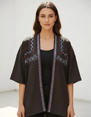 Saco Kimono Gamuzado Bordado Talle Amplio Negro L