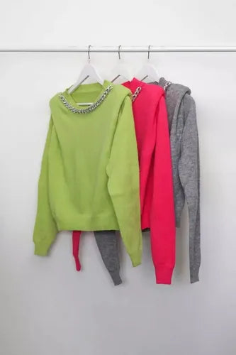 Sweater  Tejido Con Hombreras Y Cuello Cadena