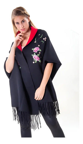 Ruana Poncho Capa  Mangas Tipo Puño Importada Bordada