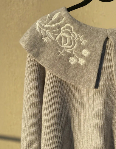 Sweater Tejido Folk  Modelo Amplio Cod. 05 Gris Liso Único