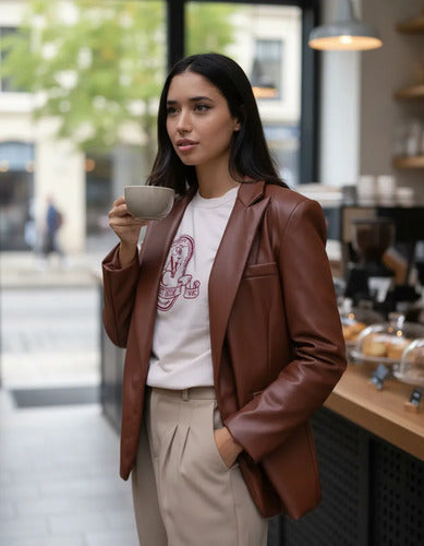 Saco Blazer Eco Cuero  Marrón Liso 42