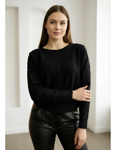 Sweater Con Strass Cod. 77 Negro Liso Único