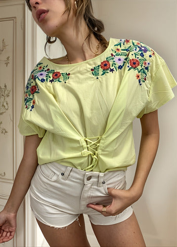 Remera Blusa Importada Estilo Boho Bordada Verde Limón M