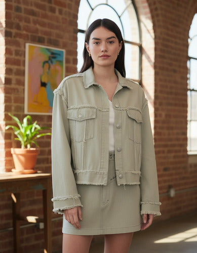 Campera De Gabardina Desflecada Modelo Amplio Beige 42 Lisa