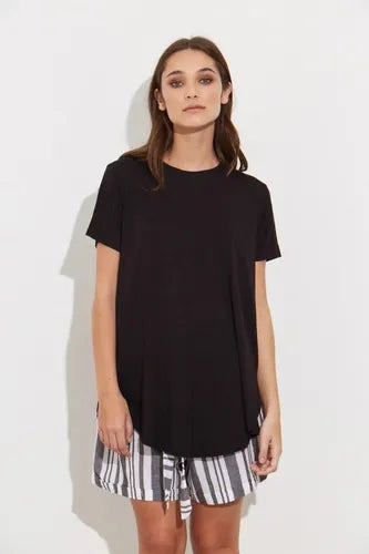 Remera  Modal Larga Modelo Amplio  Blanco Liso U