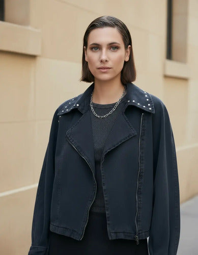 Campera De Gabardina Con Tachas Oversize Amplia