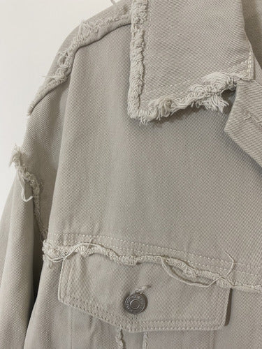 Campera De Gabardina Desflecada Modelo Amplio Beige 42 Lisa