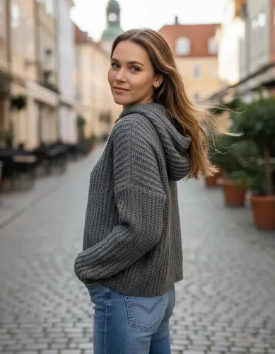 Sweater Tejido Con Capucha Corto Oversize Gris Oscuro Único