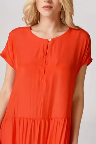 Vestido De Simil Seda Modelo Amplio