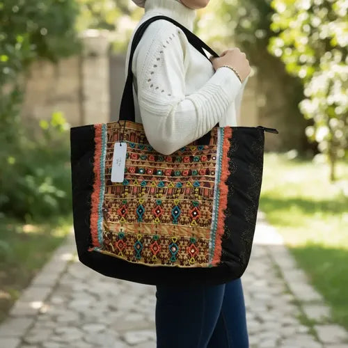 Cartera Bolso Maxi Bordado Boho Negro Bordado Bronce