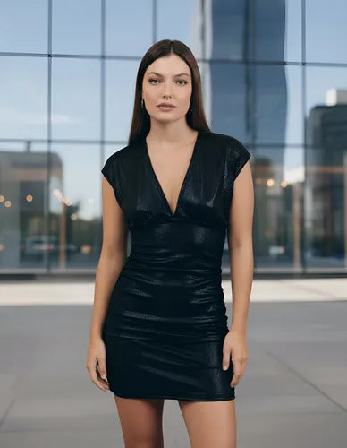 Vestido De Noche Elastizado Negro Liso 42