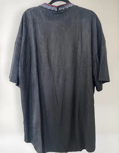 Saco Kimono Gamuzado Bordado Talle Amplio Negro L