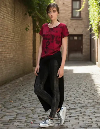 Blusa Remera Corta De Diseño Marca Vestite Y Andate Rojo Estampado 1