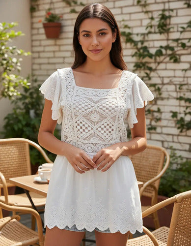 Blusa Sin Mangas De Crochet Y Broderie