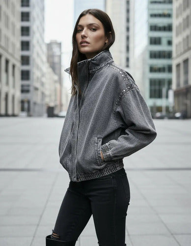 Campera Jean Denim Bomber Tachas