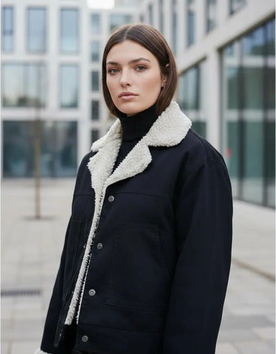 Campera De Gabardina Con Corderito Estilo 90s Modelo Grande