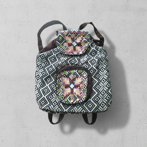 Mochila Bordada Estilo Folk Lentejuelas