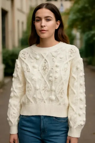 Sweater Tejido Folk Borlas Modelo Amplio Beige Liso Único