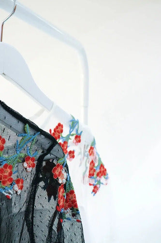 Blusa Boho Bordada Importada Tull