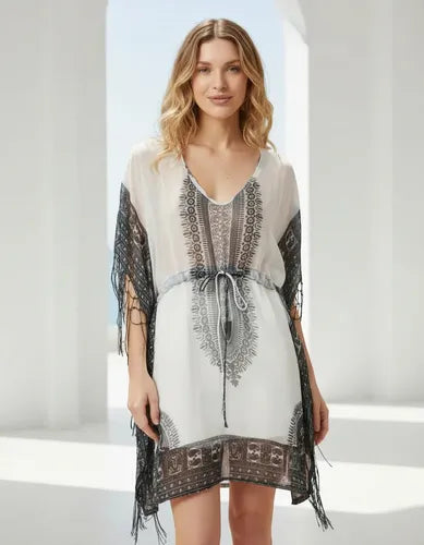 Blusa De Gasa Estampada Tipo Poncho Grande Blanco Con Negro Único