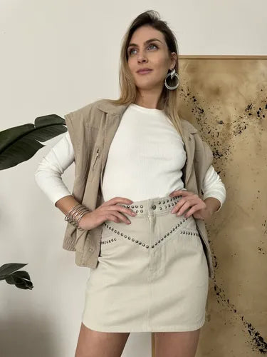 Mini Pollera De Gabardina Con Tachas