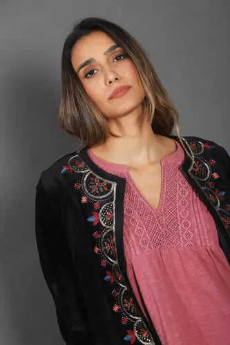 Saco Chiffon Chaqueta Bordada Talle Chico Negro Bordado 36