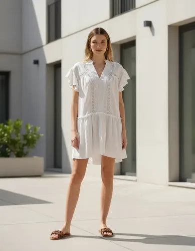 Vestido Con Puntillas Corto Modelo Grande