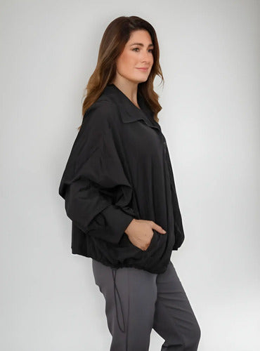 Campera Rompevientos Talle Grande Negro Único Liso