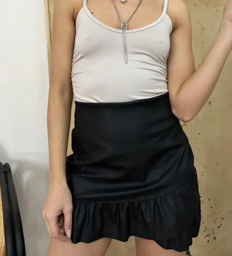 Mini Eco Cuero Pollera Falda Con Volados