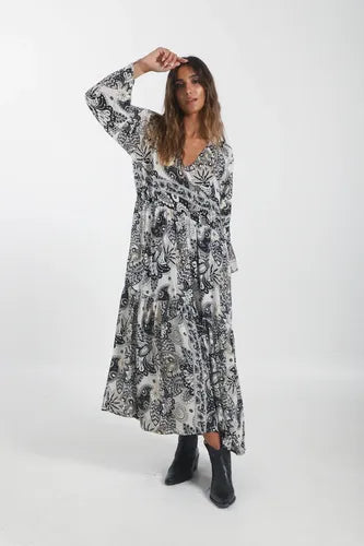 Vestido De Seda Hindú Largo Modelo Amplio Mod. 30 Blanco Con Negro Estampado Único
