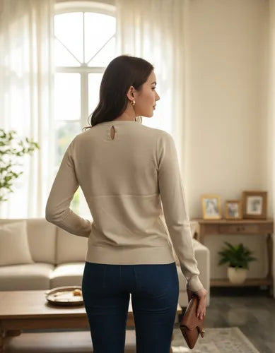 Sweater Con Detalle De Strass En Hombros Importado