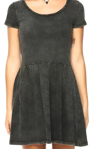 Vestido Corto Marca Vestite Y Andate Negro Gastado Liso S